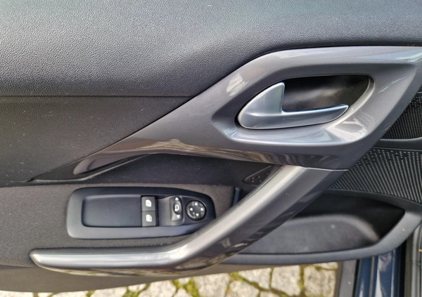 Peugeot 2008 cena 47999 przebieg: 97000, rok produkcji 2017 z Bieruń małe 301